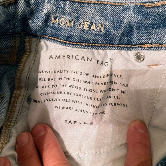 American Eagle size 0 skinny jeans with rips - Picture 6 of 16